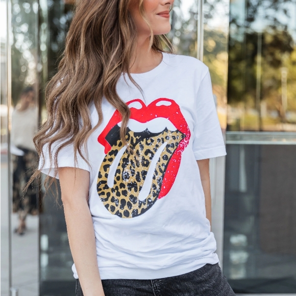 SALE! Leopard Print Tongue Lips Graphic T-Shirt - Picture 6 of 9